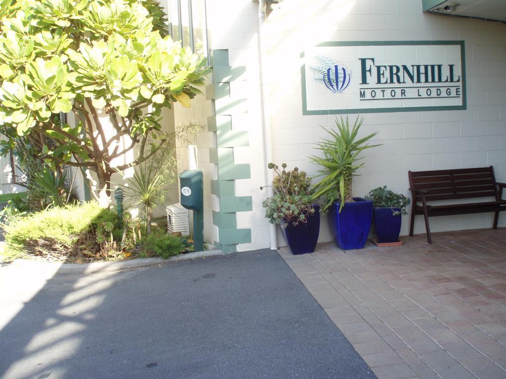 Fernhill Motor Lodge Lower Hutt Esterno foto