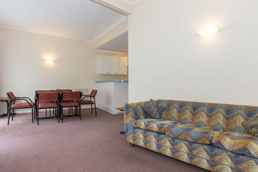 Fernhill Motor Lodge Lower Hutt Esterno foto