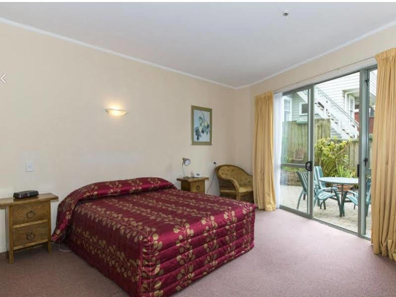 Fernhill Motor Lodge Lower Hutt Esterno foto